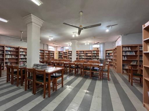 عکس پژوهشکده خواجه نصیر الدین طوسی اندیمشک