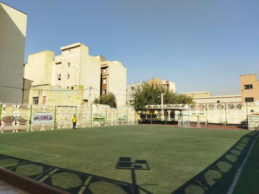 عکس زمین فوتبال بوستان گل‌آگین