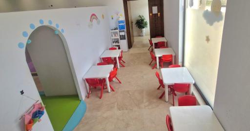 عکس مهدکودک آیه