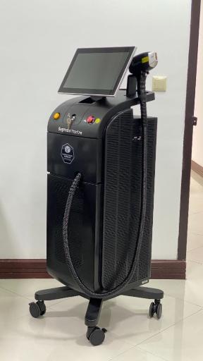 عکس کلینیک زیبایی لمیس لیزر