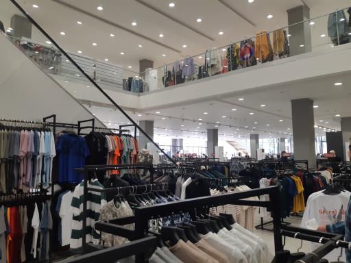 عکس فروشگاه لباس پارسیک داوین