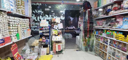 عکس ظروف یکبار مصرف گل یاس 