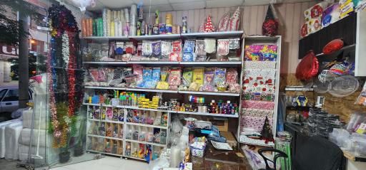 عکس ظروف یکبار مصرف گل یاس 