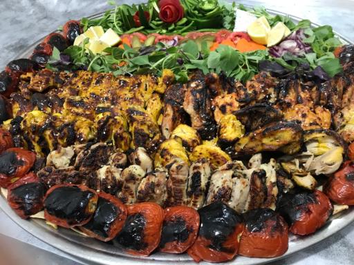 عکس رستوران هورامان