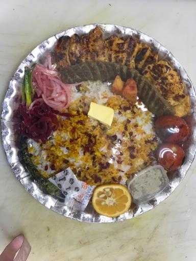 عکس رستوران هورامان