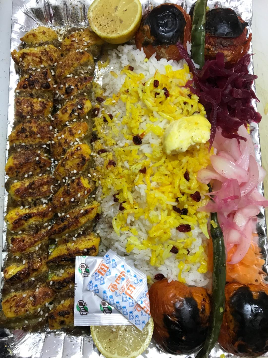 عکس رستوران هورامان