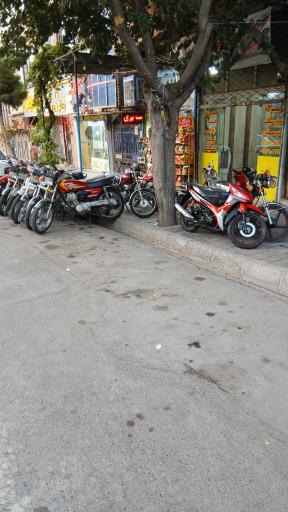 عکس تعمیرگاه موتورسیکلت دوستان 