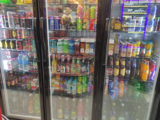 عکس سوپر مارکت آرش 