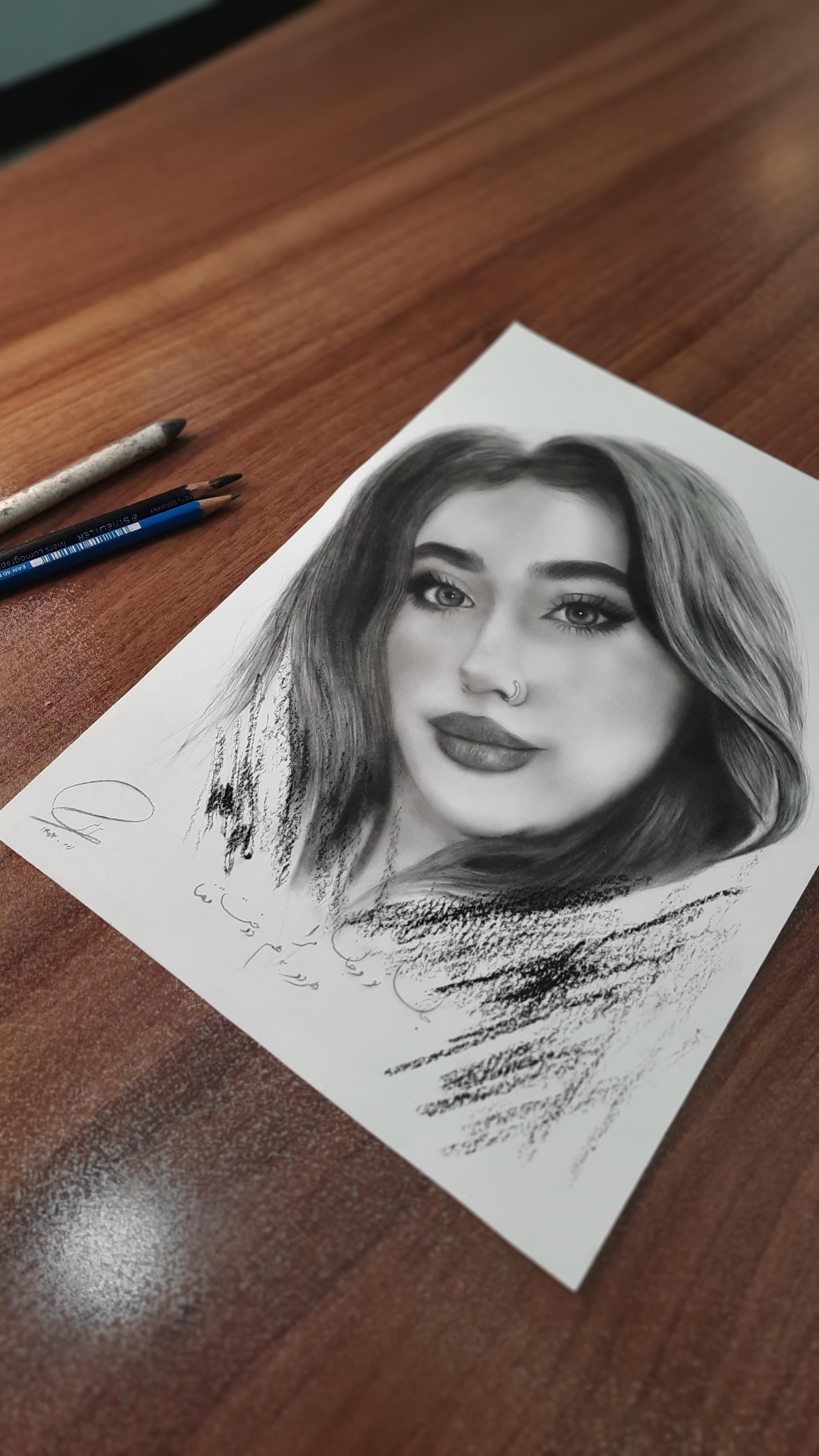 عکس آموزشگاه گالری نقاشی سیاه قلم چهره