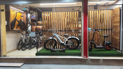 عکس فروشگاه دوچرخه پیشتاز