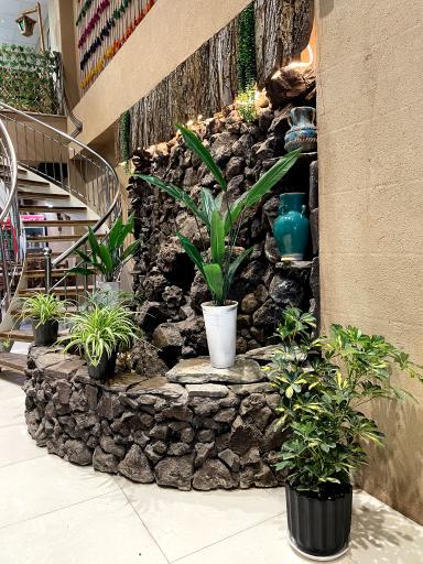 عکس رستوران ارغوان