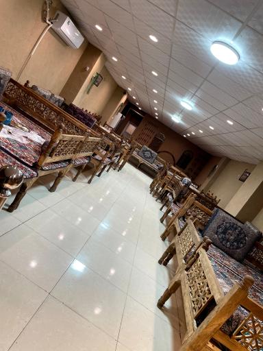 عکس رستوران ارغوان