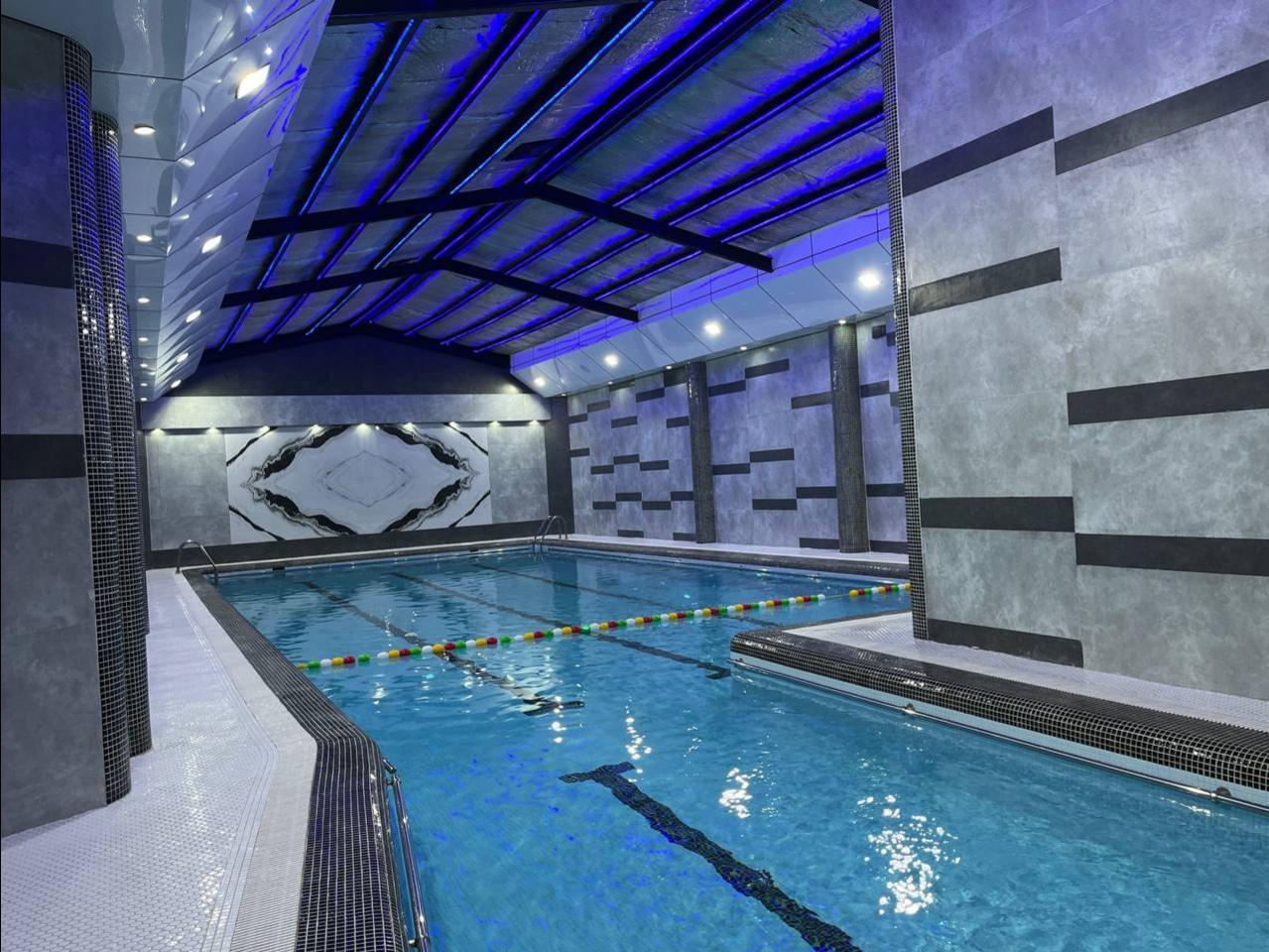 عکس استخر ساعی جیحون تهران