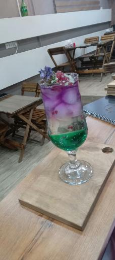 عکس کافه رایکا