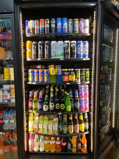 عکس هایپر مارکت شاکری