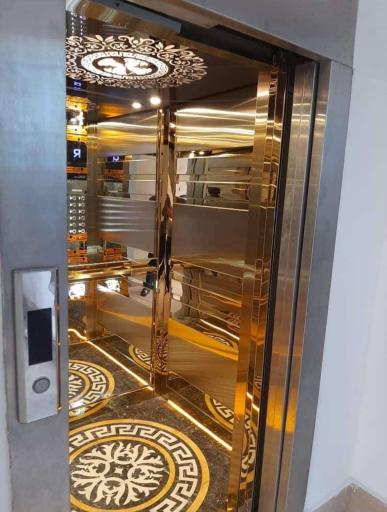 آسمان آسانسور 