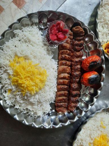 عکس رستوران مادرجون