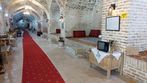 عکس هتل سنتی لاری ( کاروانسرای لاری )