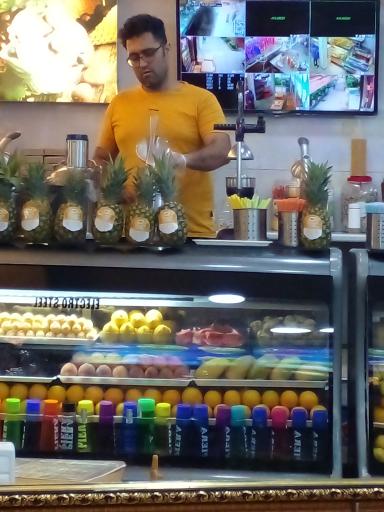 عکس آبمیوه و بستنی انرژی مثبت