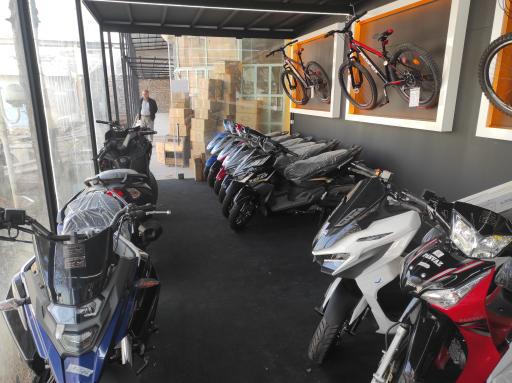 عکس فروشگاه موتور توکلی