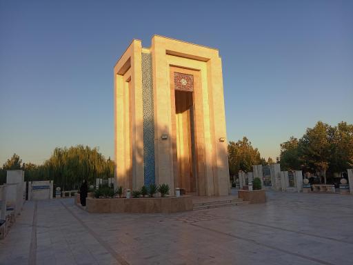 عکس مقبره شهدای گمنام