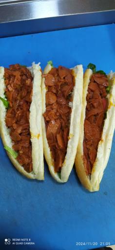 عکس پیتزا ساندویچ شکمو