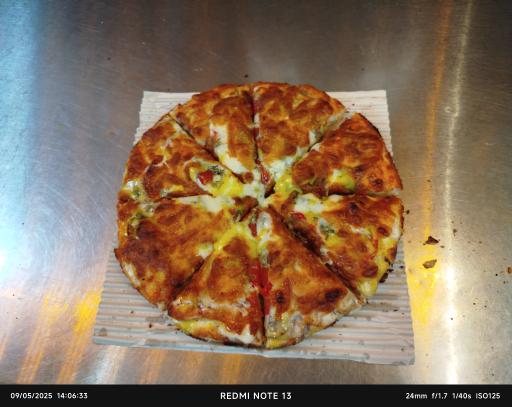 عکس پیتزا ساندویچ شکمو