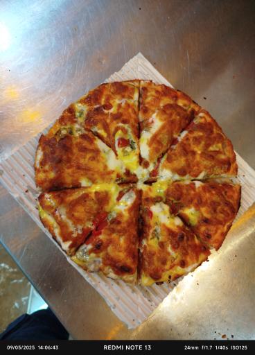 عکس پیتزا ساندویچ شکمو