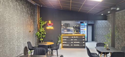 عکس کافی شاپ سایه