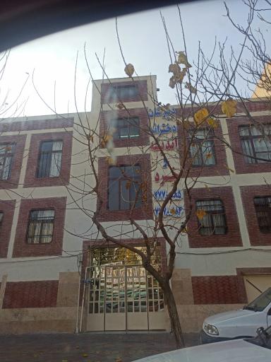 عکس دبیرستان دخترانه اندیشه و خرد 