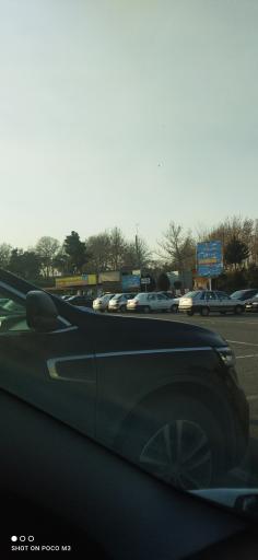 عکس پارکینگ باغ وحش ارم سبز