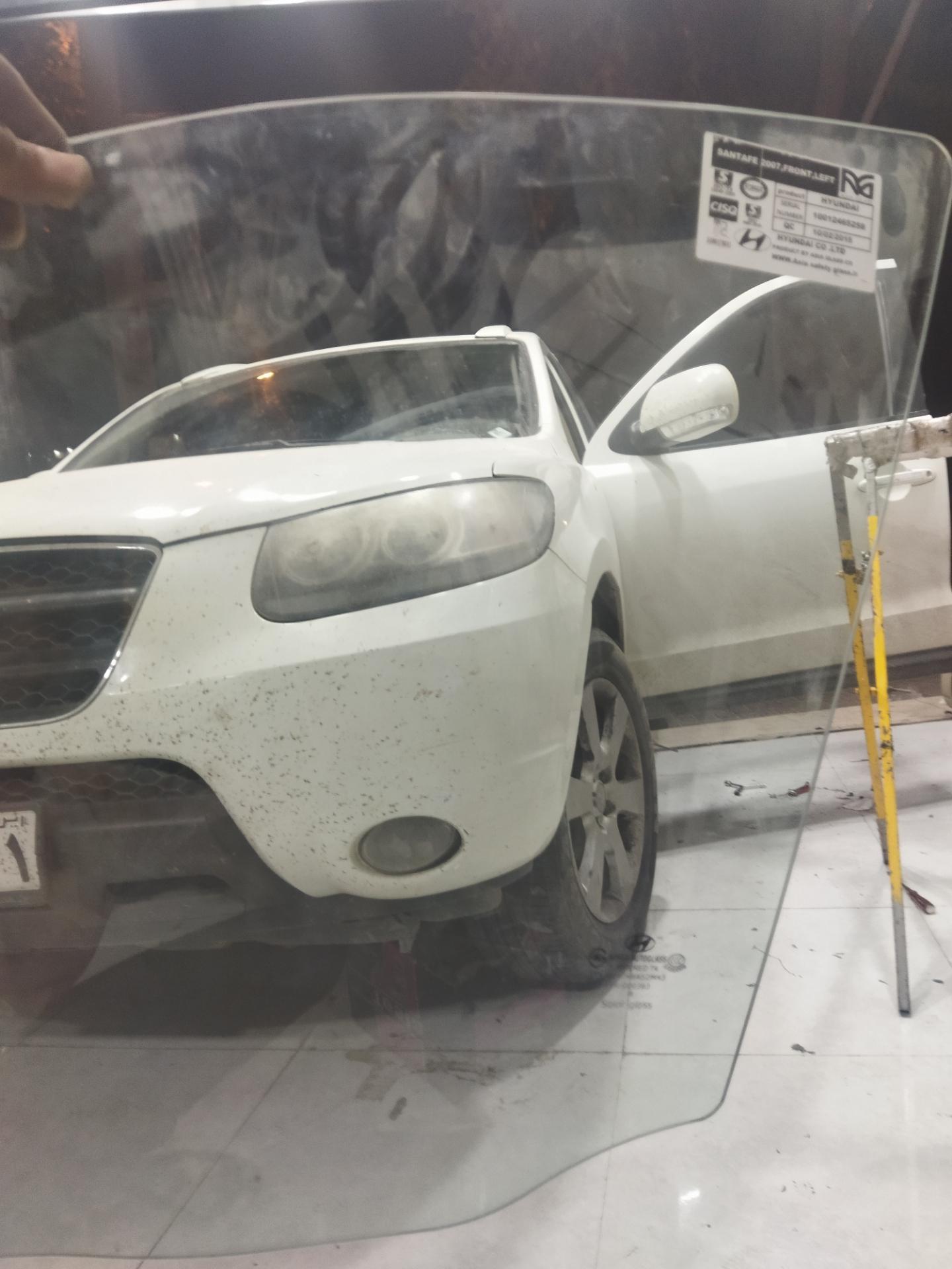 عکس شیشه اتومبیل حیدری (آقا ابراهیم)