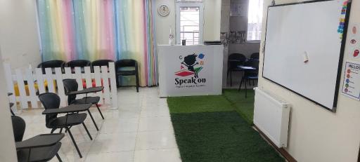 عکس آکادمی زبان انگلیسی اسپیکان