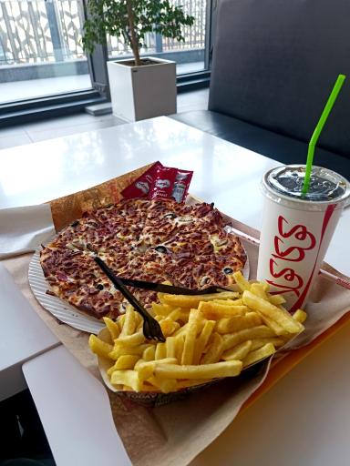 عکس مرکز خرید چهارسو