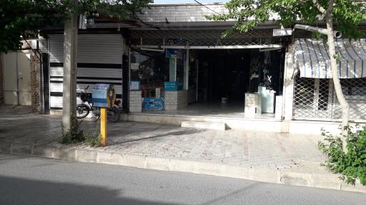 عکس پاساژ موبایل فروش ها