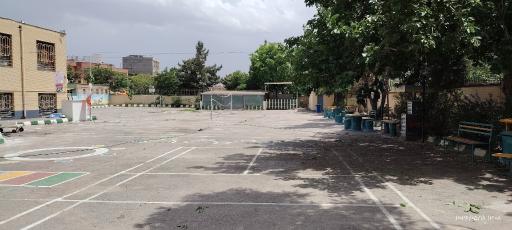 عکس دبیرستان نمونه دولتی نجمه