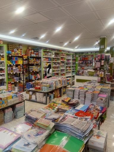 عکس فروشگاه بزرگ دژ پلازا