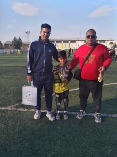 عکس زمین چمن مصنوعی فجر 