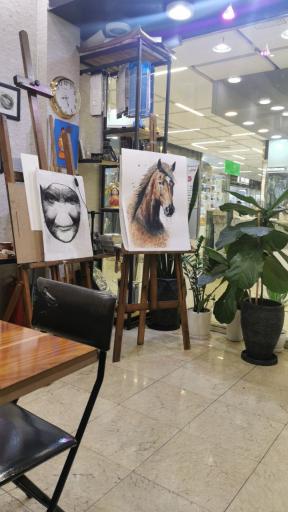 عکس گالری نقاشی پریا فرجی 