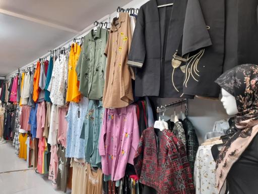 عکس فروشگاه پوشاک برتر