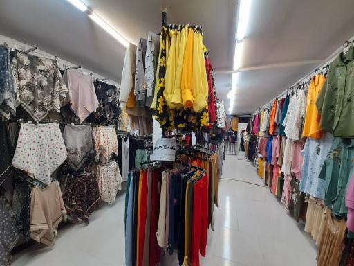 فروشگاه پوشاک برتر