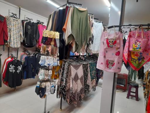 فروشگاه پوشاک برتر