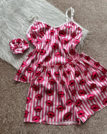 عکس فروشگاه لباس زیر زنانه عسل بانو