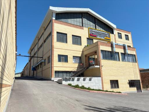 عکس کارخانه کفش ساتر