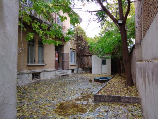 عکس آموزشگاه دخترانه گلستان و پسرانه عباسی 