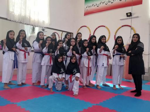 عکس باشگاه ورزشی بانوان نور گلبهار