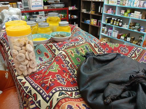 عکس عطاری بنیاد طبی طه