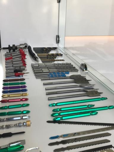 عکس یراق کابینت آکام