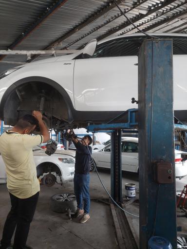 عکس تعمیرگاه تویوتا،لکسوس،هیوندای،کیا (اخوان)