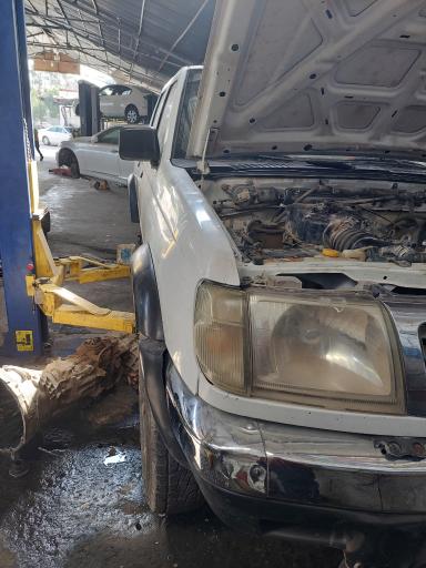 عکس تعمیرگاه تویوتا،لکسوس،هیوندای،کیا (اخوان)